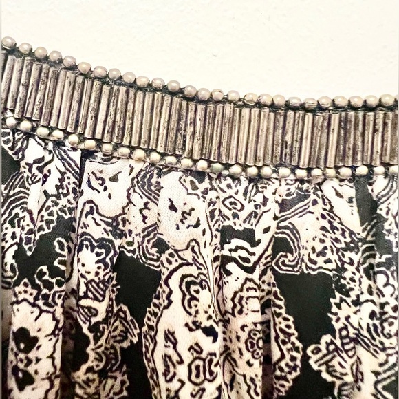 Joie Silk Halter Top, Black & White Print🖤🤍 (Size: M) **NEW WITHOUT TAGS!!🎁** - Picture 7 of 14